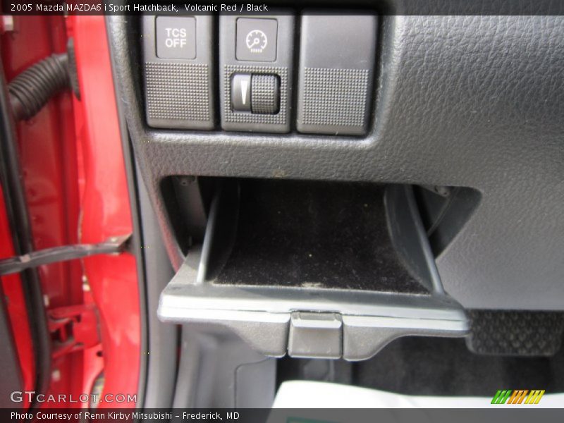 Volcanic Red / Black 2005 Mazda MAZDA6 i Sport Hatchback