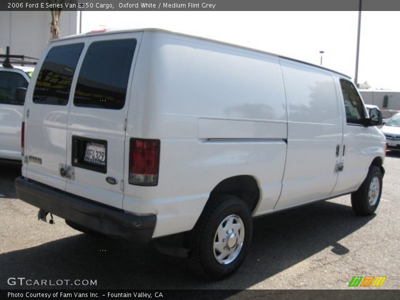 Oxford White / Medium Flint Grey 2006 Ford E Series Van E350 Cargo