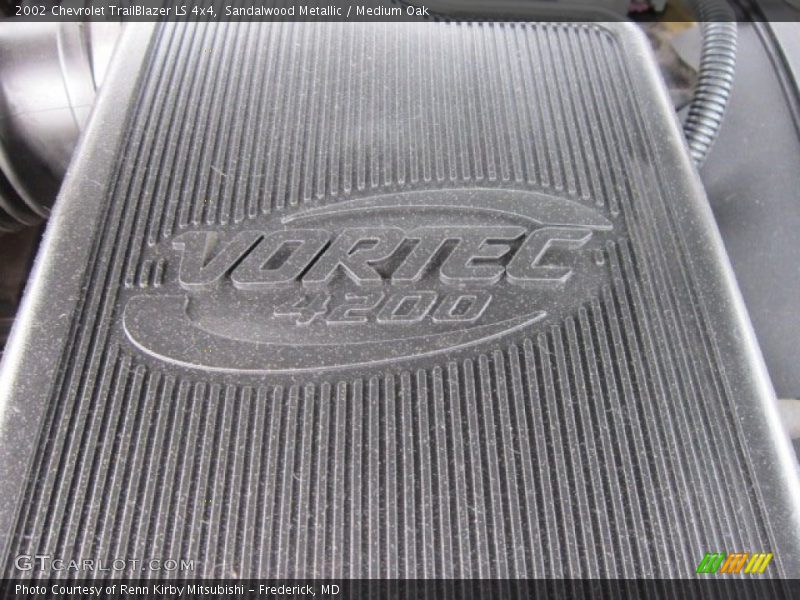Sandalwood Metallic / Medium Oak 2002 Chevrolet TrailBlazer LS 4x4
