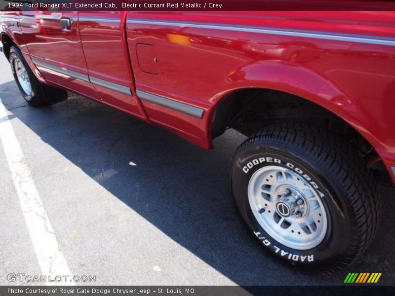 Electric Currant Red Metallic / Grey 1994 Ford Ranger XLT Extended Cab