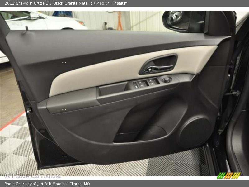 Black Granite Metallic / Medium Titanium 2012 Chevrolet Cruze LT