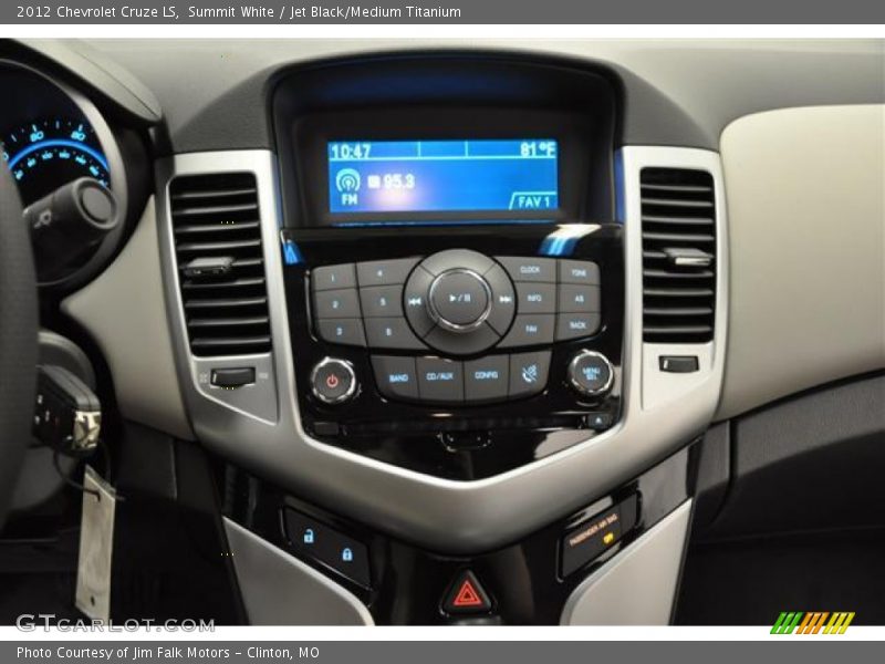 Summit White / Jet Black/Medium Titanium 2012 Chevrolet Cruze LS