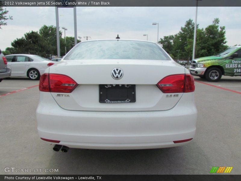 Candy White / Titan Black 2012 Volkswagen Jetta SE Sedan