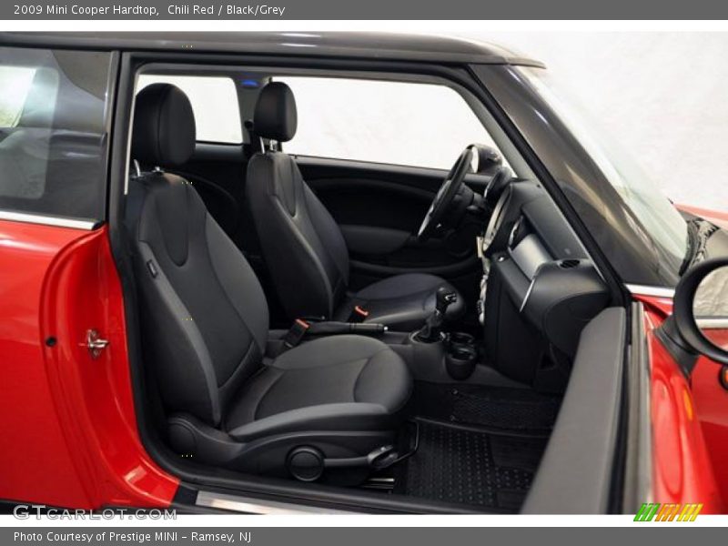 Chili Red / Black/Grey 2009 Mini Cooper Hardtop