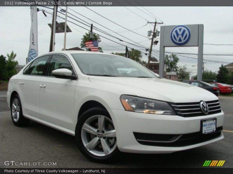 Candy White / Cornsilk Beige 2012 Volkswagen Passat 2.5L SE