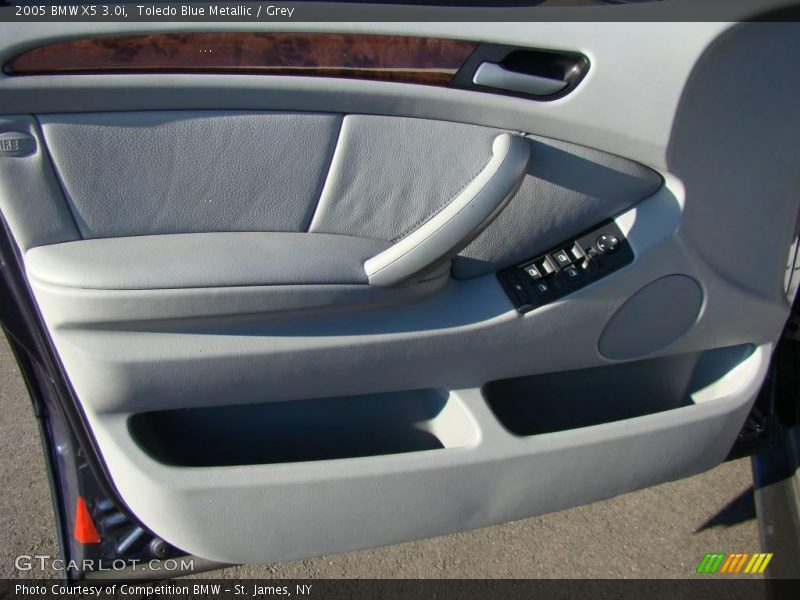 Toledo Blue Metallic / Grey 2005 BMW X5 3.0i