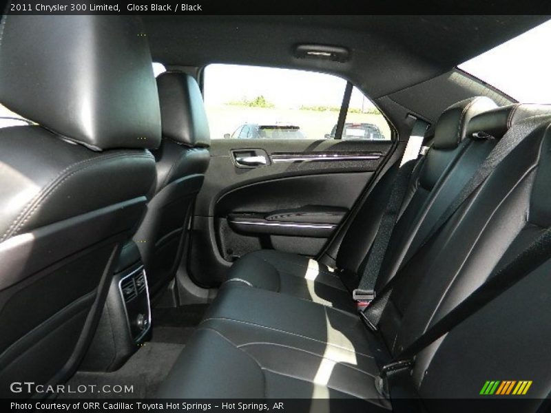 Gloss Black / Black 2011 Chrysler 300 Limited
