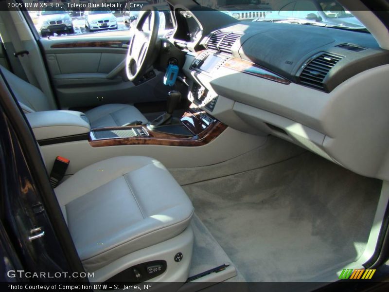 Toledo Blue Metallic / Grey 2005 BMW X5 3.0i
