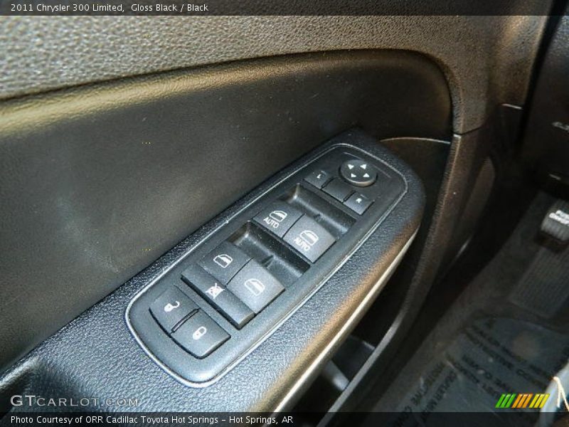Gloss Black / Black 2011 Chrysler 300 Limited