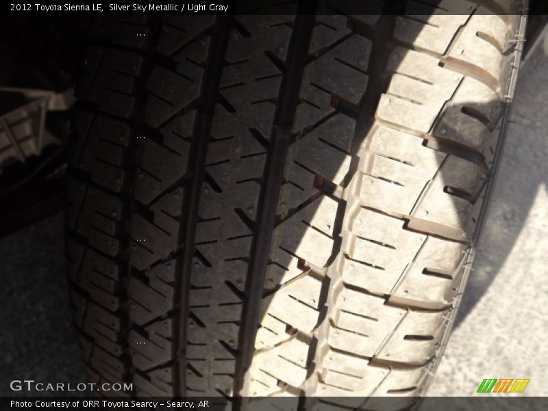 Silver Sky Metallic / Light Gray 2012 Toyota Sienna LE