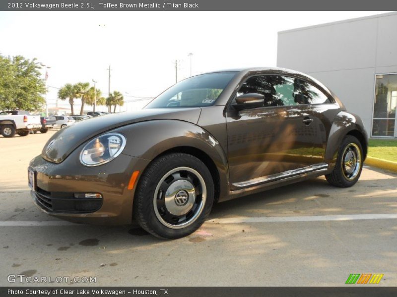 Toffee Brown Metallic / Titan Black 2012 Volkswagen Beetle 2.5L
