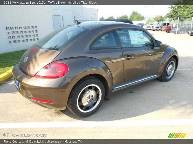 Toffee Brown Metallic / Titan Black 2012 Volkswagen Beetle 2.5L