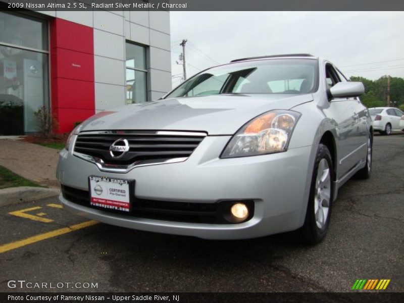 Radiant Silver Metallic / Charcoal 2009 Nissan Altima 2.5 SL