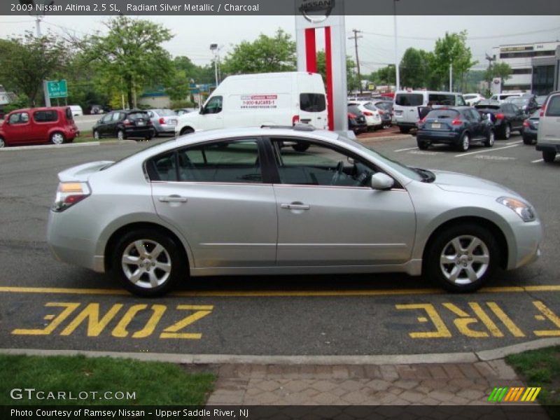 Radiant Silver Metallic / Charcoal 2009 Nissan Altima 2.5 SL