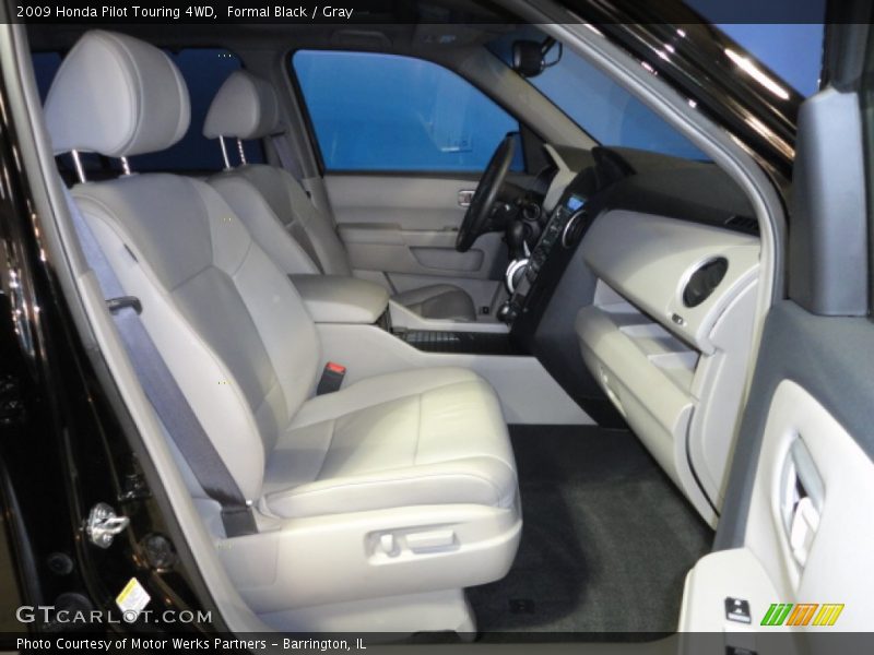 Formal Black / Gray 2009 Honda Pilot Touring 4WD