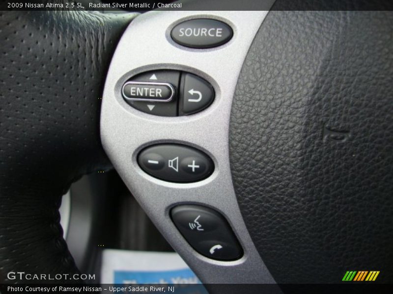 Radiant Silver Metallic / Charcoal 2009 Nissan Altima 2.5 SL