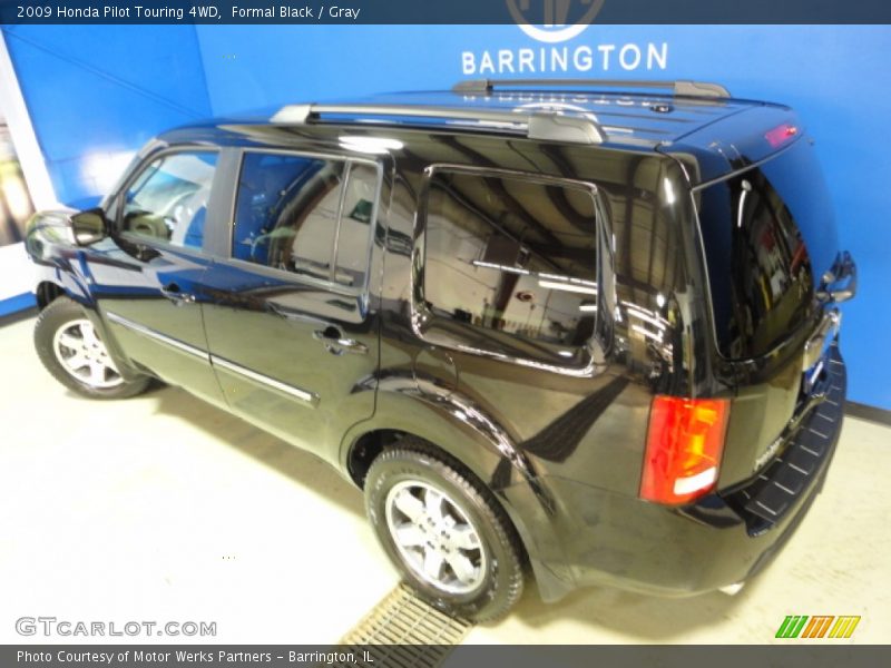 Formal Black / Gray 2009 Honda Pilot Touring 4WD