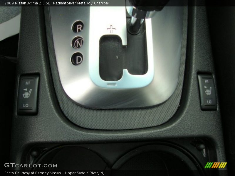 Radiant Silver Metallic / Charcoal 2009 Nissan Altima 2.5 SL