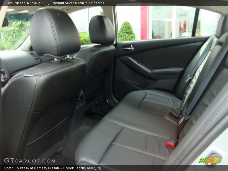 Radiant Silver Metallic / Charcoal 2009 Nissan Altima 2.5 SL