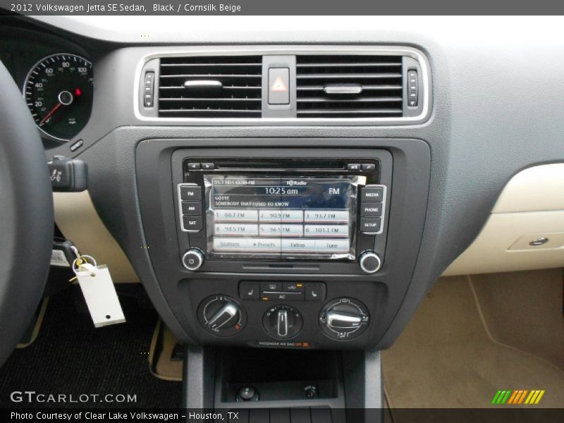 Black / Cornsilk Beige 2012 Volkswagen Jetta SE Sedan