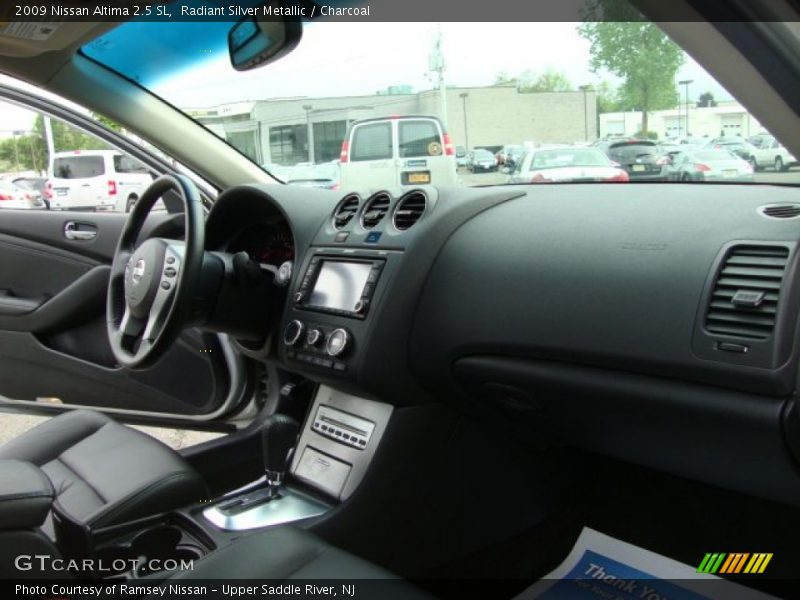 Radiant Silver Metallic / Charcoal 2009 Nissan Altima 2.5 SL