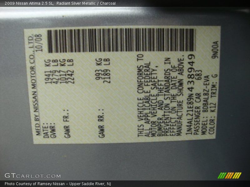 Radiant Silver Metallic / Charcoal 2009 Nissan Altima 2.5 SL