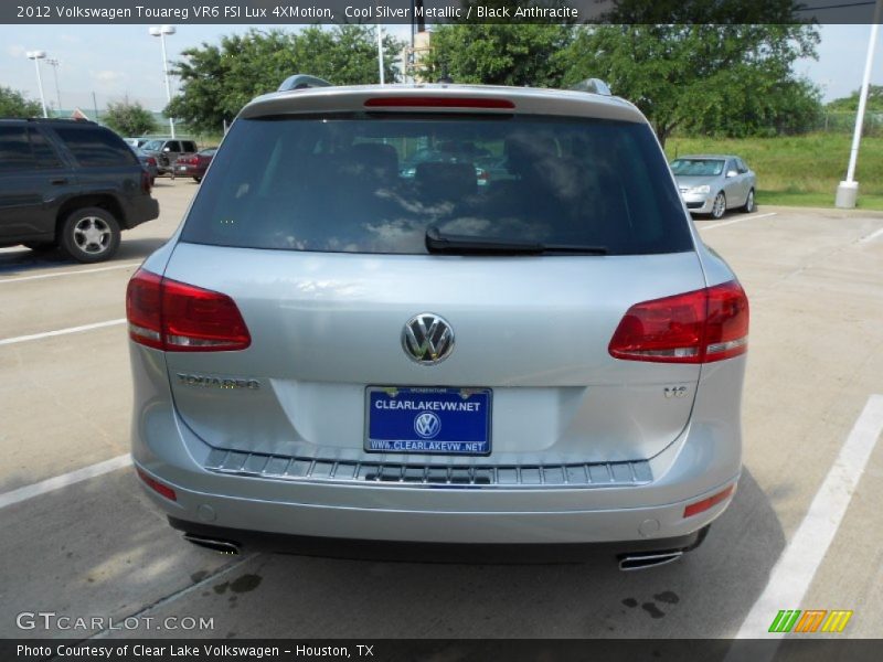 Cool Silver Metallic / Black Anthracite 2012 Volkswagen Touareg VR6 FSI Lux 4XMotion