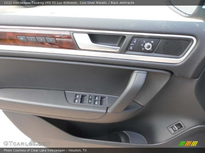 Cool Silver Metallic / Black Anthracite 2012 Volkswagen Touareg VR6 FSI Lux 4XMotion