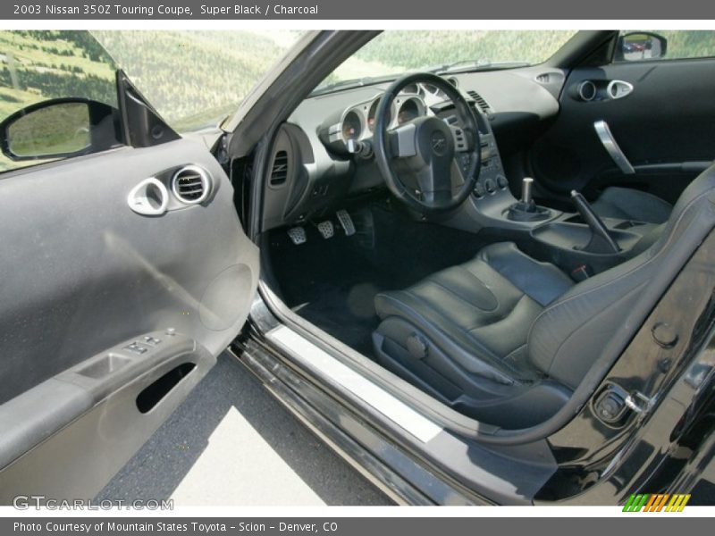Super Black / Charcoal 2003 Nissan 350Z Touring Coupe