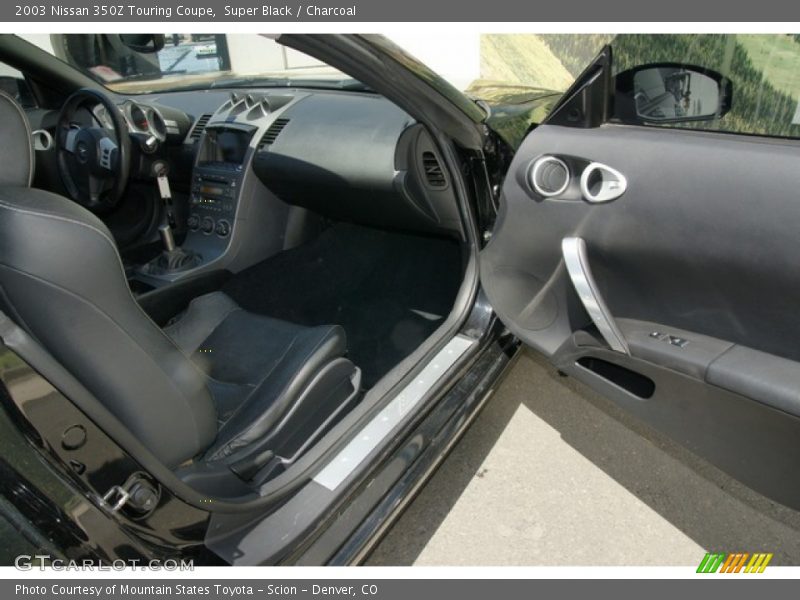 Super Black / Charcoal 2003 Nissan 350Z Touring Coupe