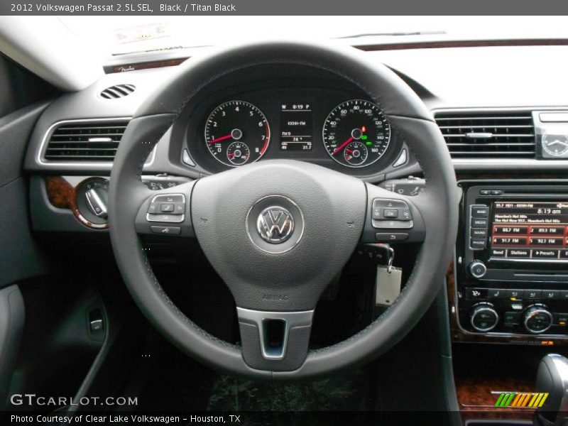 Black / Titan Black 2012 Volkswagen Passat 2.5L SEL
