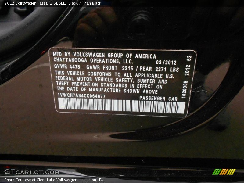 Black / Titan Black 2012 Volkswagen Passat 2.5L SEL