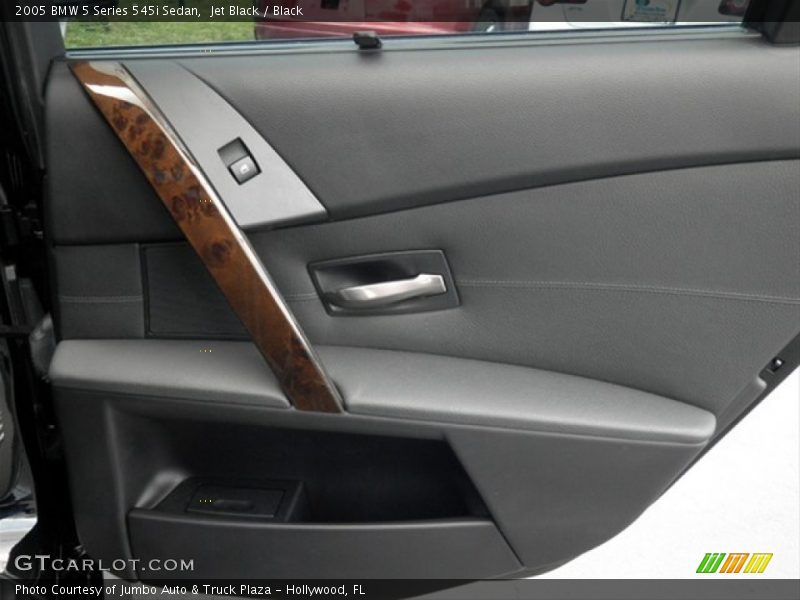 Jet Black / Black 2005 BMW 5 Series 545i Sedan