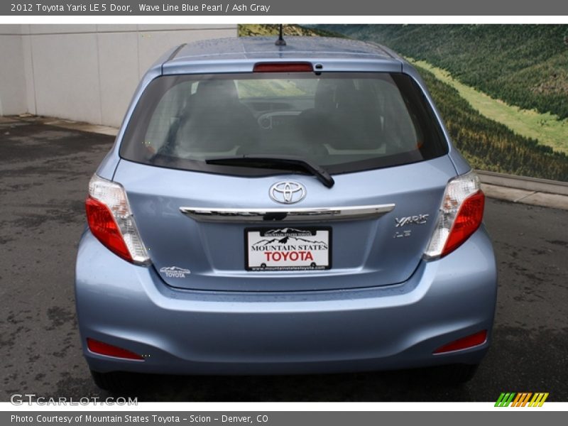 Wave Line Blue Pearl / Ash Gray 2012 Toyota Yaris LE 5 Door