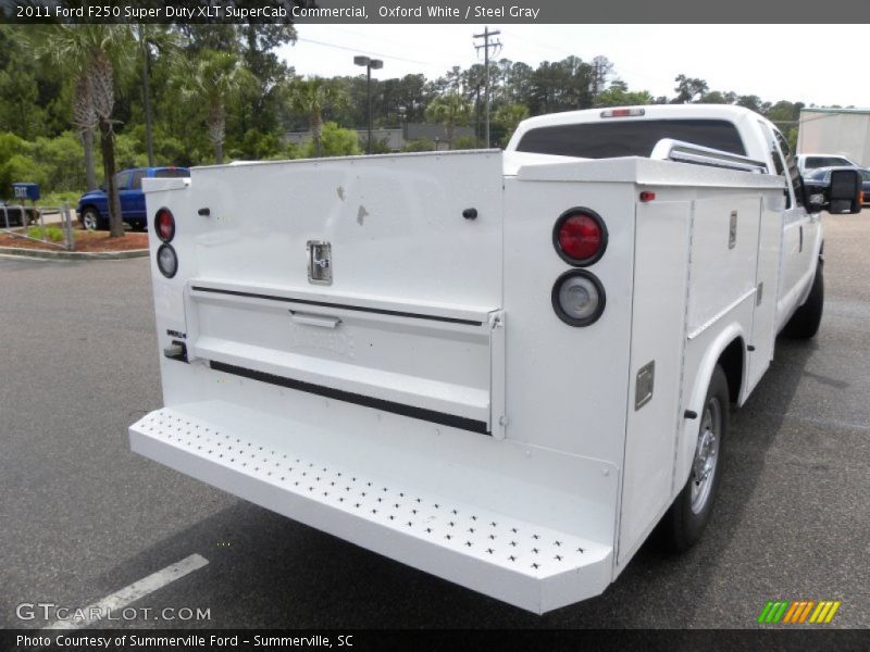 Oxford White / Steel Gray 2011 Ford F250 Super Duty XLT SuperCab Commercial