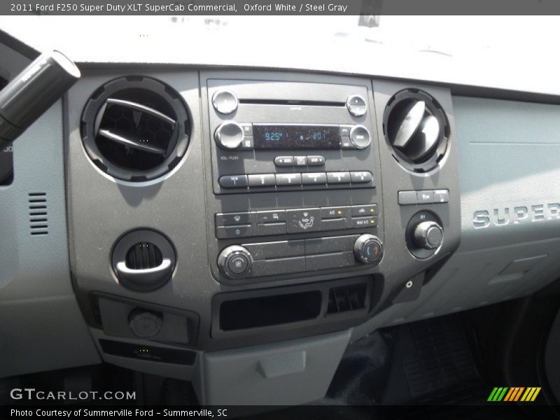 Controls of 2011 F250 Super Duty XLT SuperCab Commercial