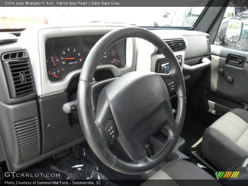 Patriot Blue Pearl / Dark Slate Gray 2004 Jeep Wrangler X 4x4