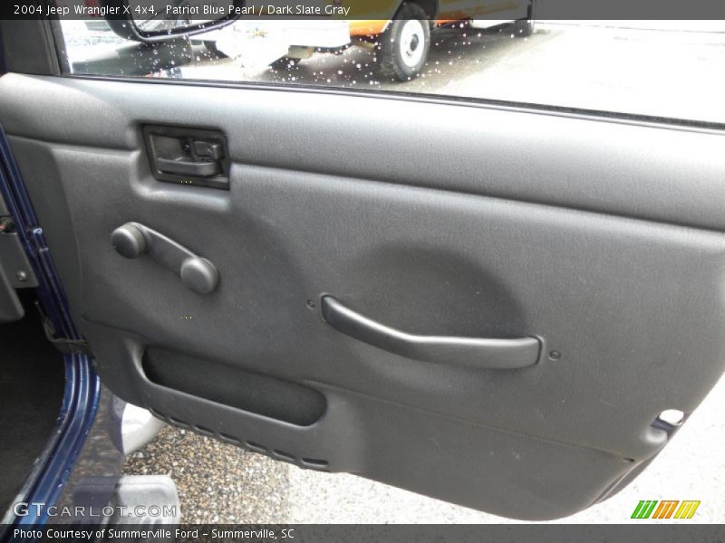 Patriot Blue Pearl / Dark Slate Gray 2004 Jeep Wrangler X 4x4