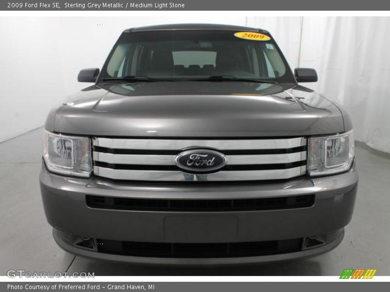 Sterling Grey Metallic / Medium Light Stone 2009 Ford Flex SE