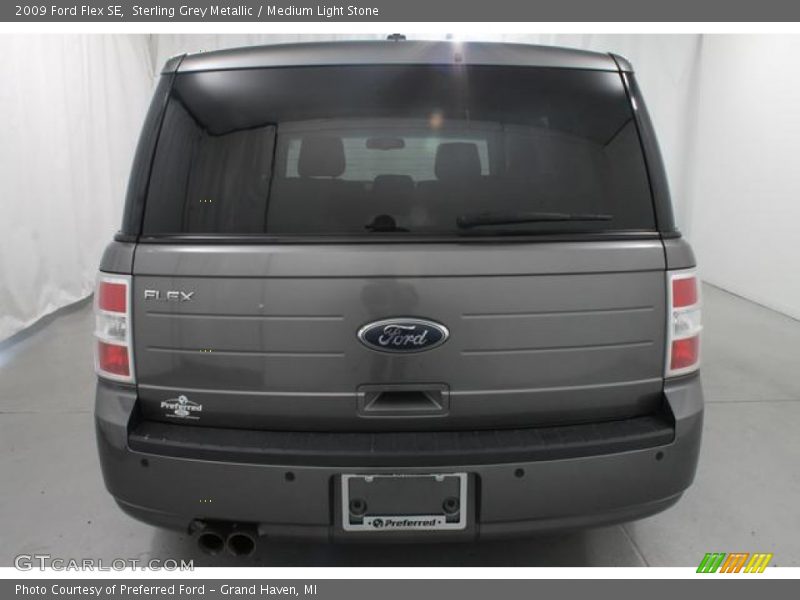 Sterling Grey Metallic / Medium Light Stone 2009 Ford Flex SE