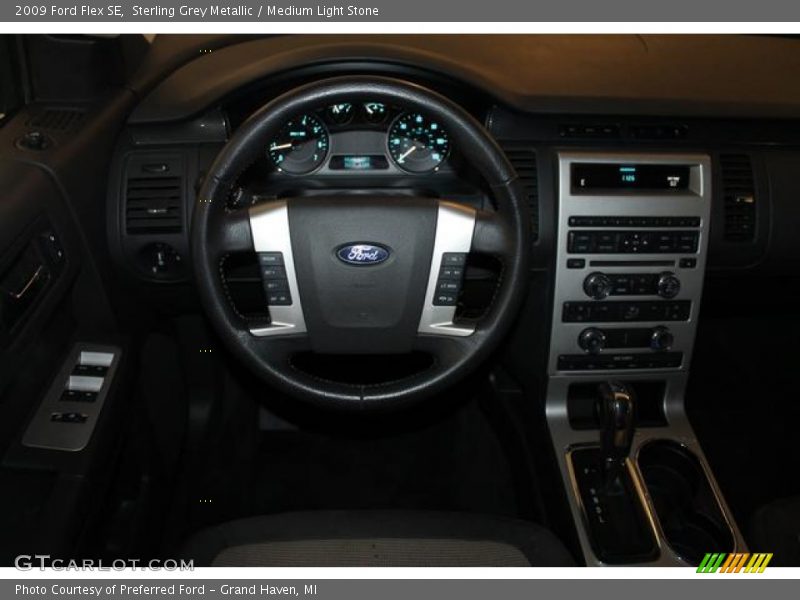 Sterling Grey Metallic / Medium Light Stone 2009 Ford Flex SE