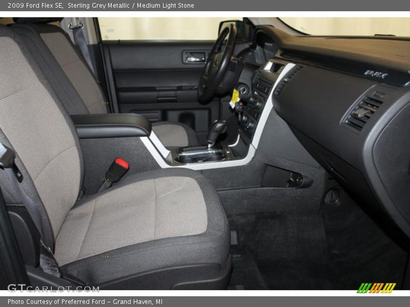 Sterling Grey Metallic / Medium Light Stone 2009 Ford Flex SE