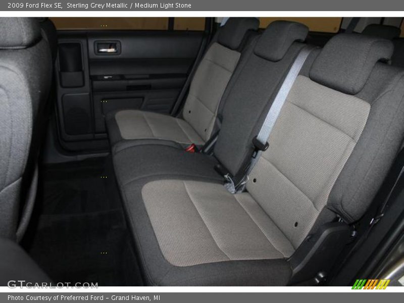 Sterling Grey Metallic / Medium Light Stone 2009 Ford Flex SE