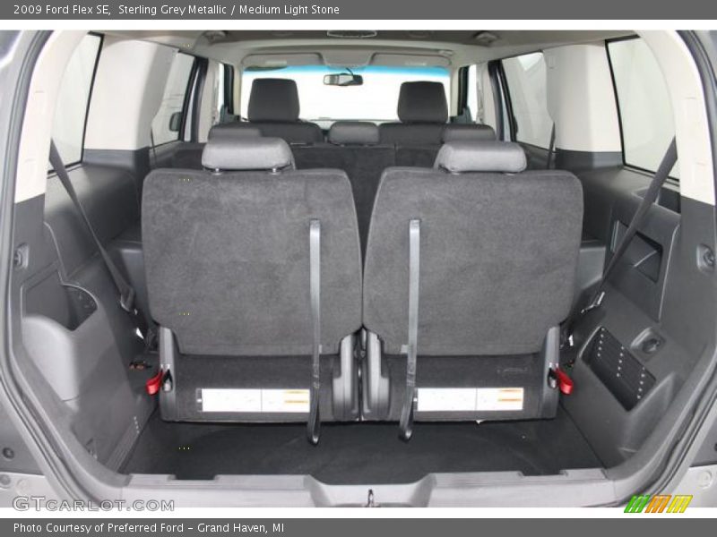 Sterling Grey Metallic / Medium Light Stone 2009 Ford Flex SE