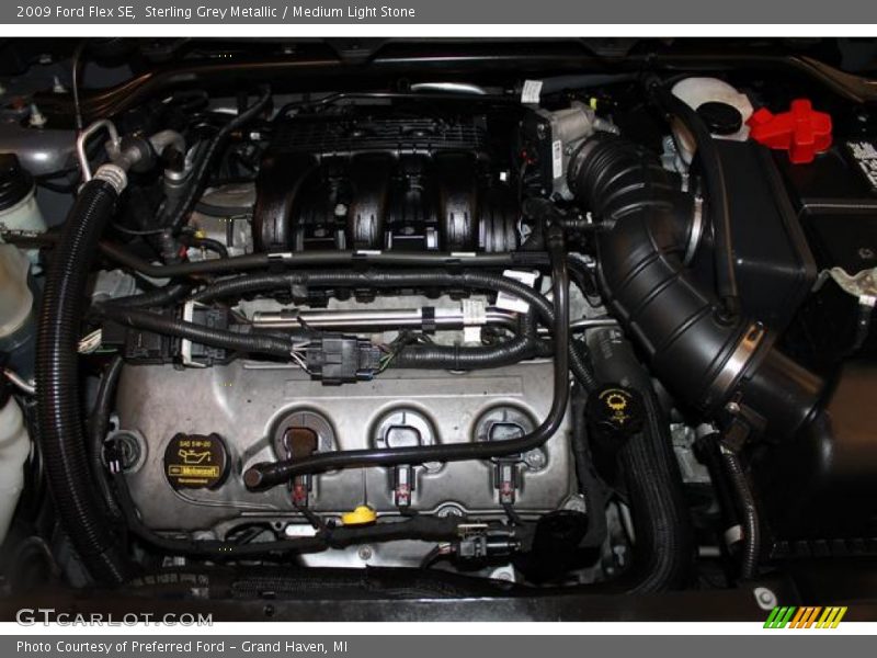 Sterling Grey Metallic / Medium Light Stone 2009 Ford Flex SE