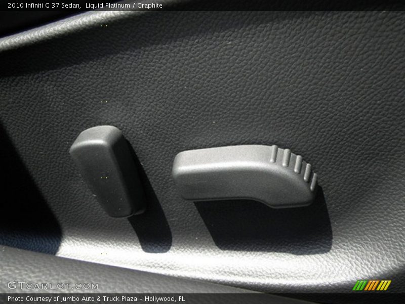 Liquid Platinum / Graphite 2010 Infiniti G 37 Sedan