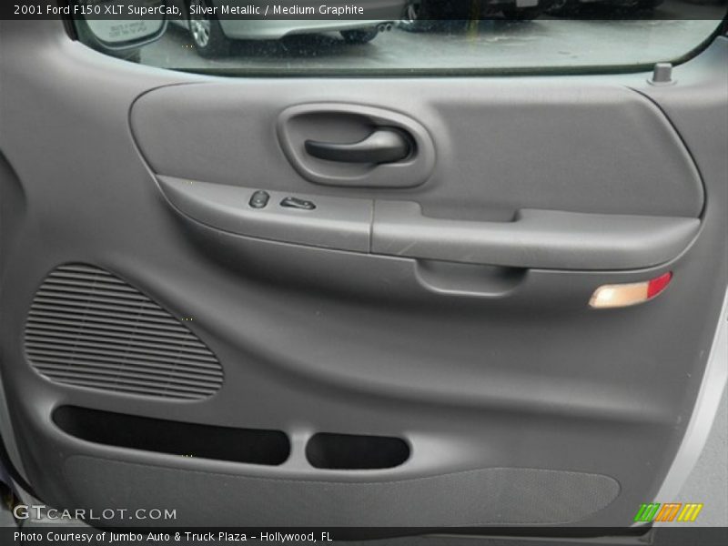 Silver Metallic / Medium Graphite 2001 Ford F150 XLT SuperCab