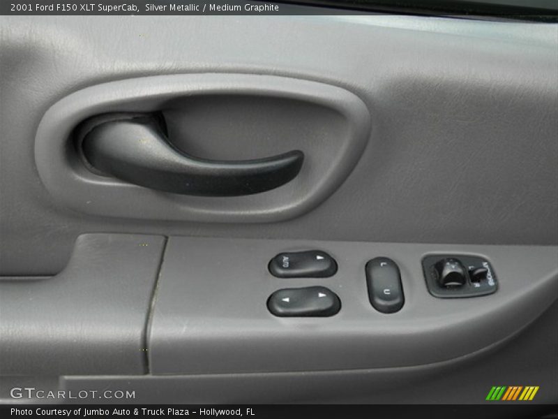 Silver Metallic / Medium Graphite 2001 Ford F150 XLT SuperCab