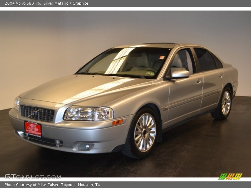 Silver Metallic / Graphite 2004 Volvo S80 T6