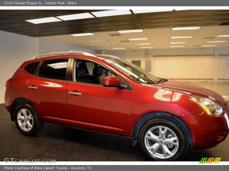 Venom Red / Black 2010 Nissan Rogue SL